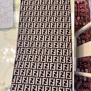 Fendi scarf with pattern in brown color